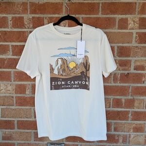 Goodfellow & Co - Zion Canyon T Shirt - Medium - NWT